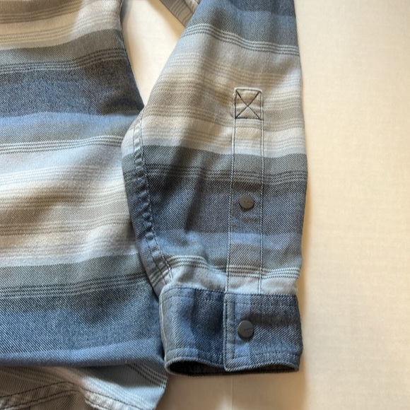 Simms Blue and Gray Hooded Stripped Shacket Size Large - Picture 15 of 16